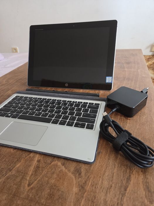 Лаптоп таблет 2в1 HP Elite x2 1012 G1