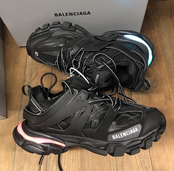 Balenciaga Track Led Black Multicolor Neon Full Box Verificare La Livrare