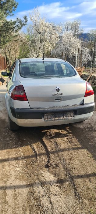 Renault Megan на части
