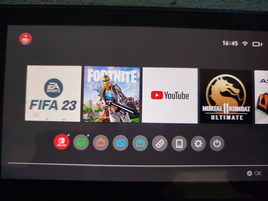 Nintendo Switch в отлично състояние