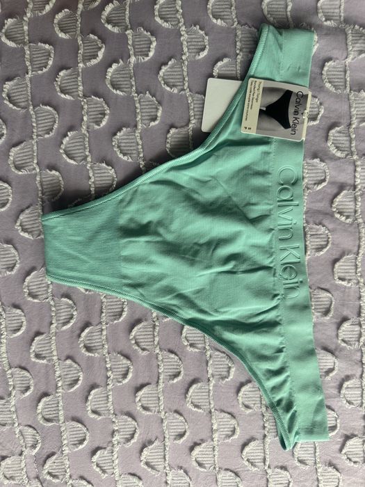 Calvin Klein марково дамско и мъжко бельо