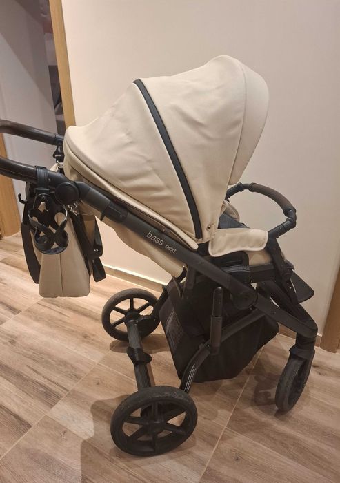 Бебешка количка Roan Bass Next
