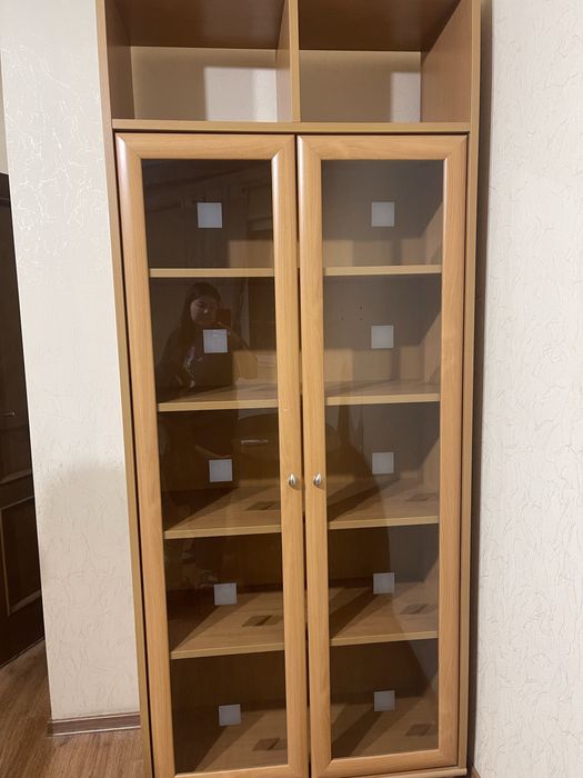 Книжный шкаф для книг