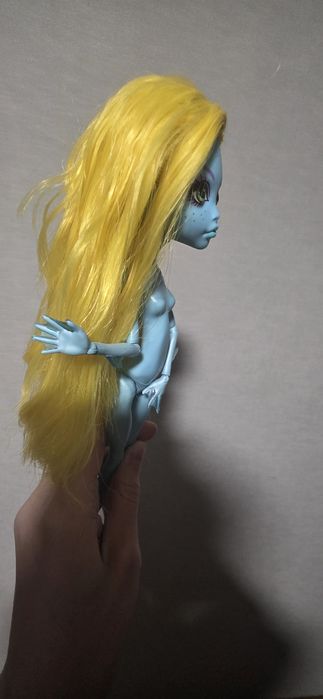 Кукла монстер хай продам