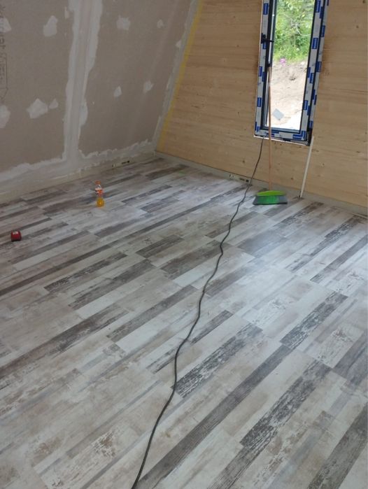 Case de locuit din lemn