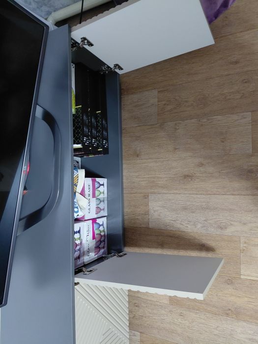 Тумба под телевизор