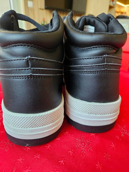 Мъжки високи сникърси Champion Rebound