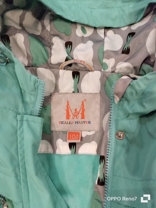 Куртка на девочку