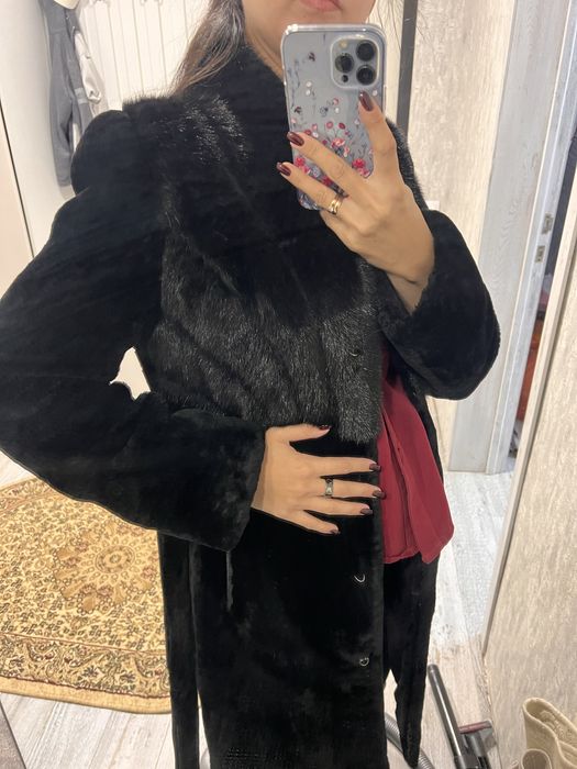 Продам мутоновую шубу