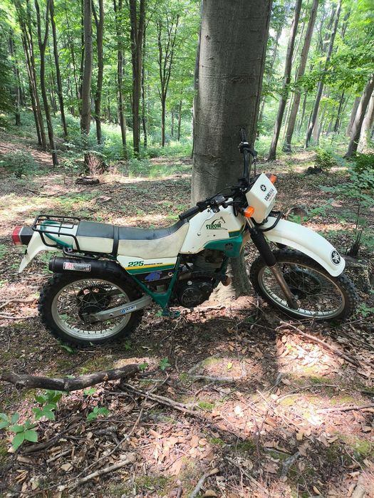 Yamaha XT 225 serow