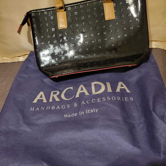 Чанта Arcadia, 100% Естествена Кожа Патент