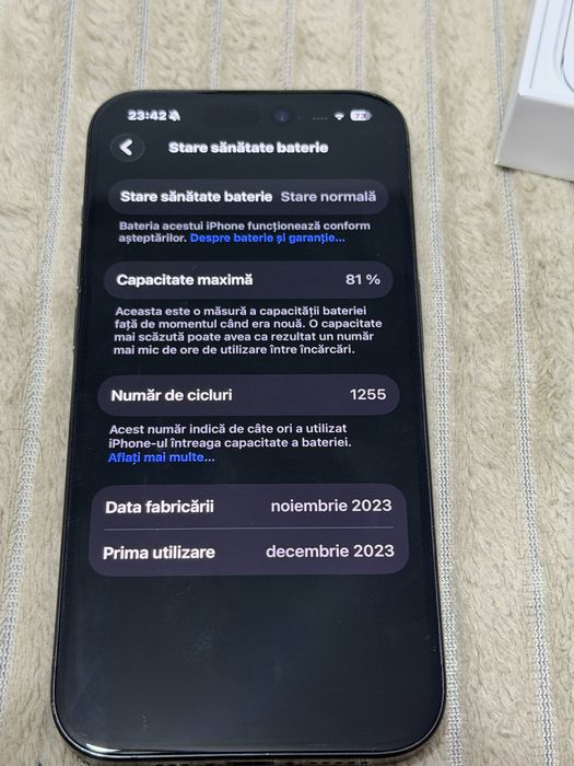 Iphone 15 pro black titaniu
