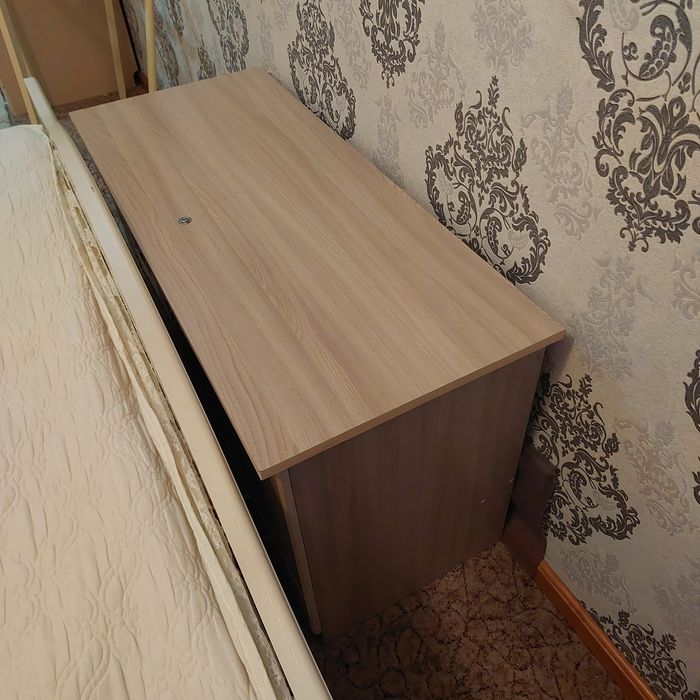 Спальный гарнитур, кровать