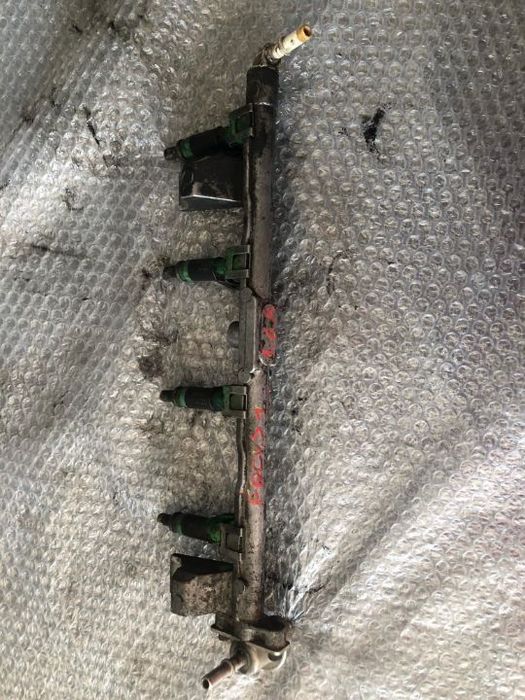 injectoare ford focus 1.6 benzina