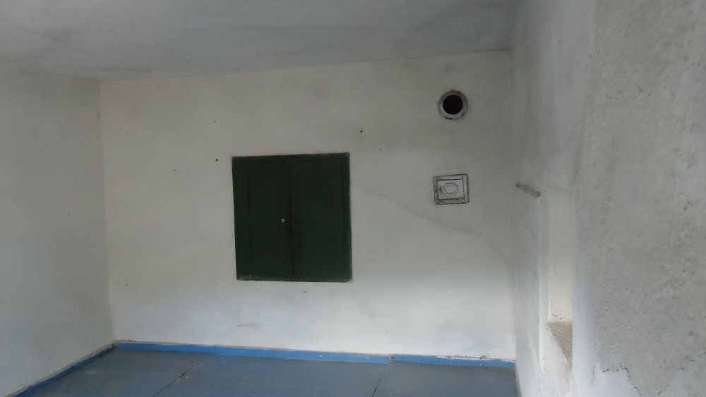 Продава се Къща в с. Веселиново, Област Шумен - 700 кв.м за 23 €/кв.м - Снимка #3