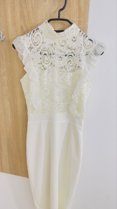 Стилна рокля на Arogans