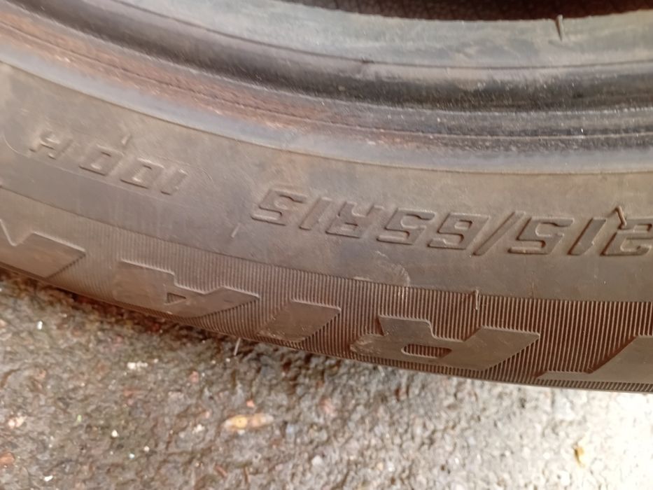 Продам летние резины.  Комплект