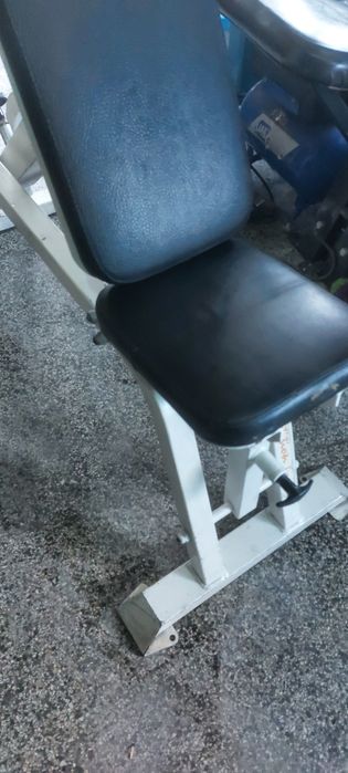 Продавам оригинална регулируема пейка Precor