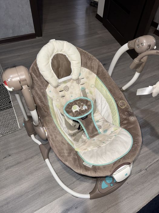 кресло-качалка (шезлонг) для младенцев