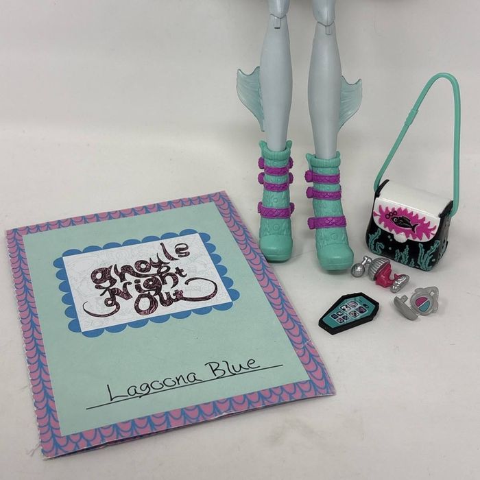 Лагуна Monster high