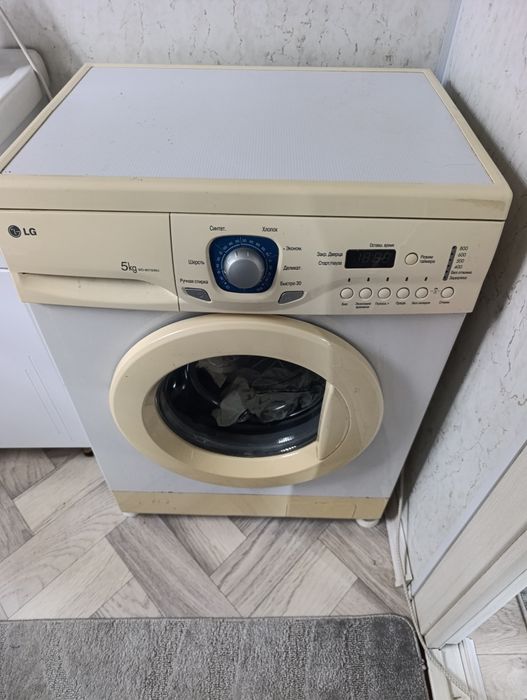 Продам стиральную машину