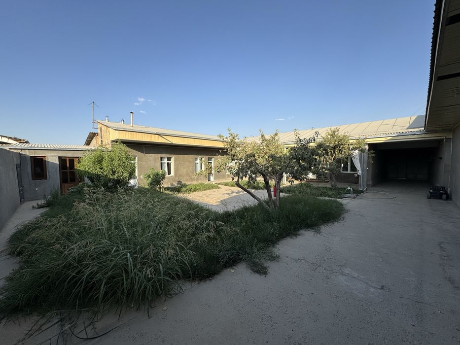 Uchastka Sotiladi va qoshimcha 3 sotix yeri bilan