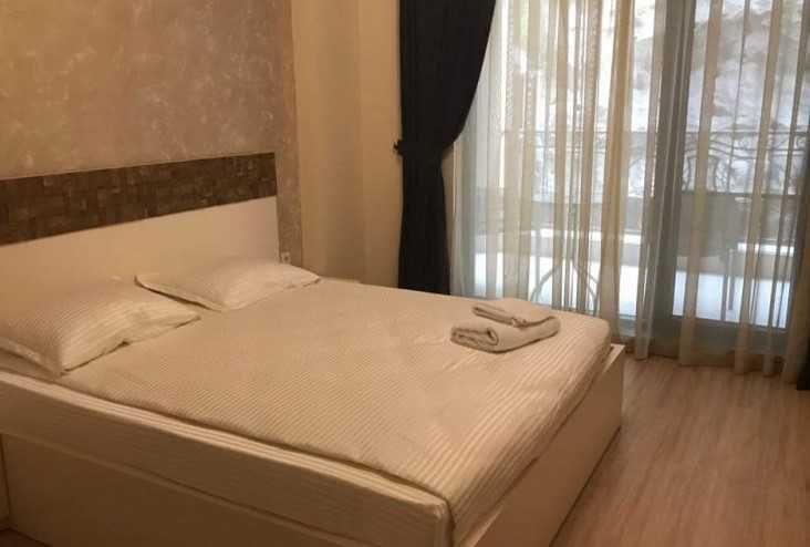 Дава се под наем Тристаен апартамент в Пловдив, Беломорски - 90 кв.м за 392.7 € - Снимка #1