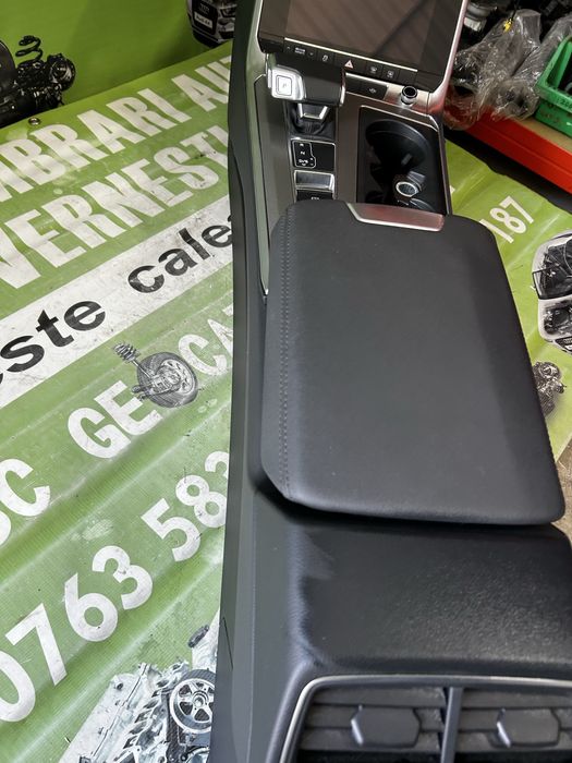 Capac cotieră Audi A6 4K C8