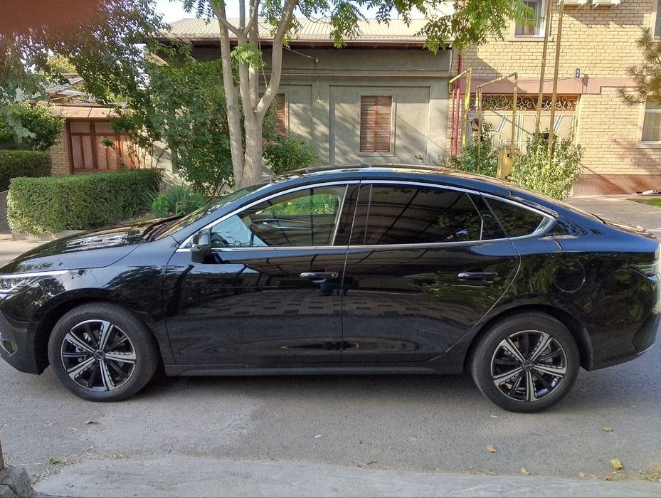 Chazor Флеш 2023 йил, пробег 21000 , холати ИДЕАЛ, полный фуул, ЧЁРНЫЙ