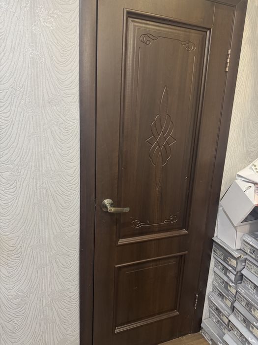 Продам дверь б/у