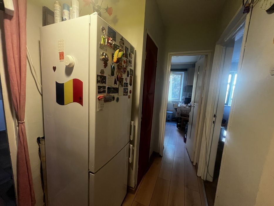 Apartament 3 camere etajul 1 zon Vlaicu