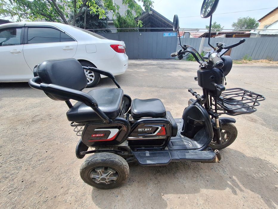 Трицикал скутер sky way e bike