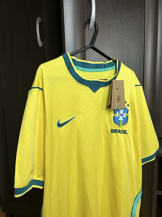 Tricou oficial de fotbal acasă al Brazil national football team 2026, original, fabricat în Brazilia, culoare galben, nou cu etichete, mărimea L
