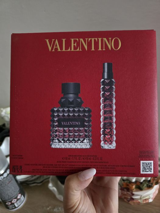 Set Valentino femei si bărbați