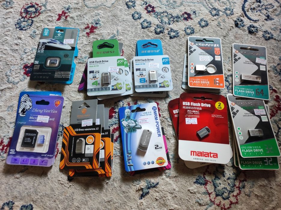 Флэшки новые для компьютера и т.д