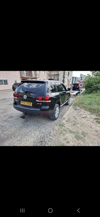 Dezmembrez volkswagen touareg 3.0 v6 BKS facelift