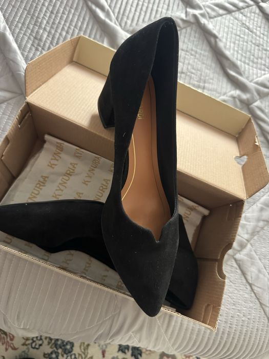 Продам туфли классические