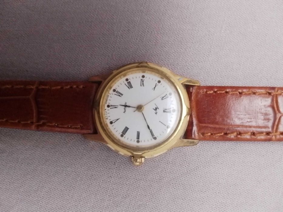 ДАМСКИ позлатени,Луч,Slava,CHAIKA часовници