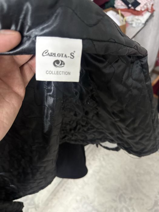 Пальто сотилади