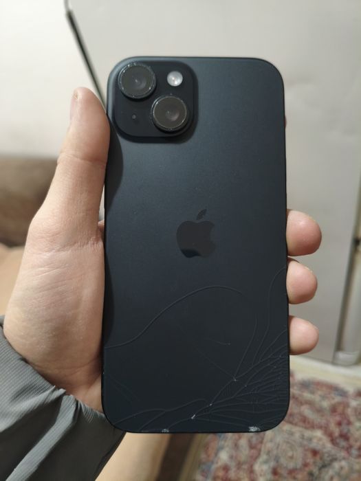 iPhone 15 на запчасти