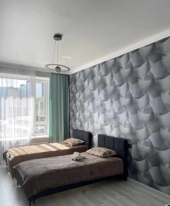 Поклейка обой. Левкас.