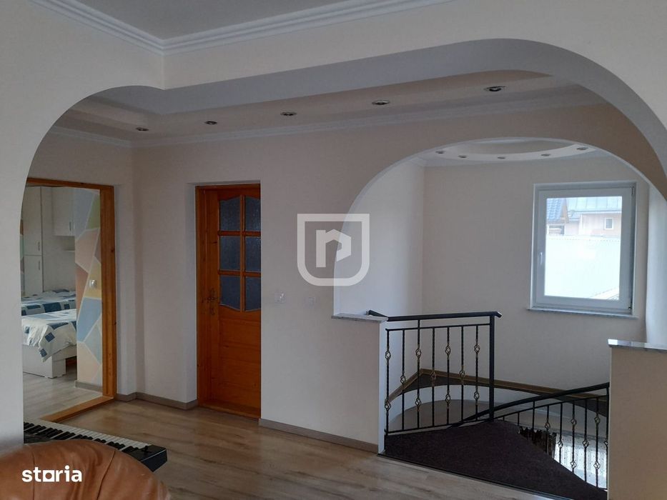 Casă 5 camere, 2.800 mp teren, Dărmănești – 13 km Suceava