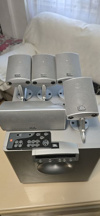 Vând sistem 5.1 JBL ESC Xcite.