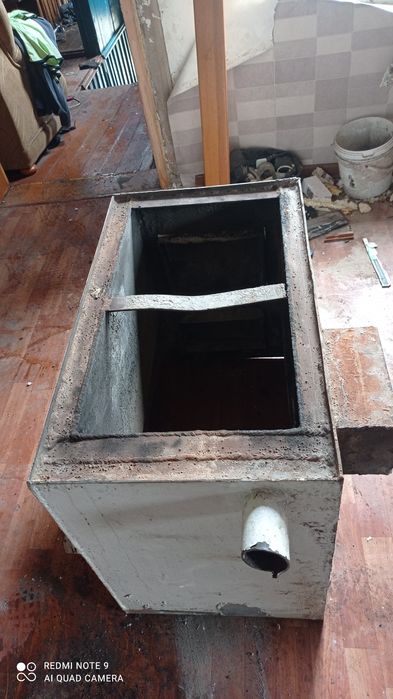 Продам печь выход с лева