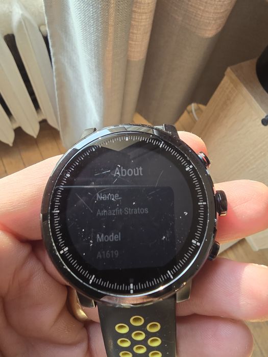 Amazfit stratos смарт часовник