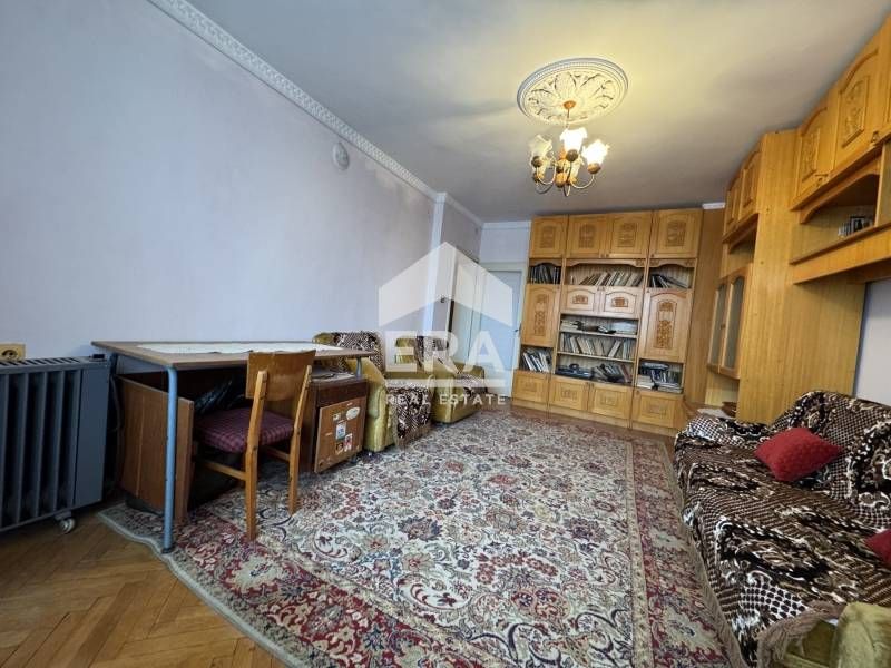 ЕКСКЛУЗИВНО! ЕРА Дръстър предлага за продажба тристаен тухлен апартаме