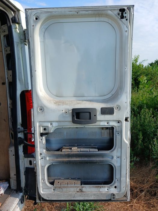Usa dreapta spate  fiat ducato peugeot boxer citroen jumper  varantianta H1