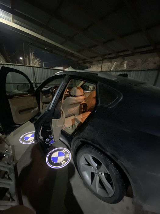 BMW X6 срочно продаю