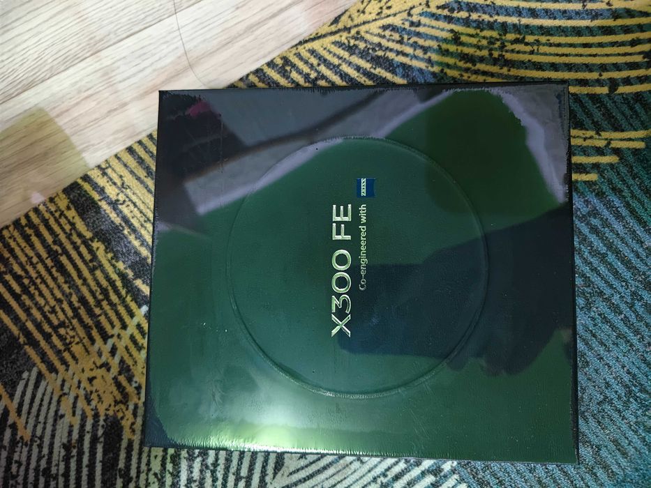 Vivo X300 Fe Запечатанный