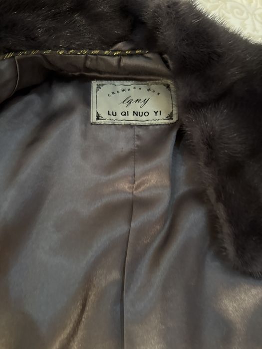 Срочно продам норкувую шубу